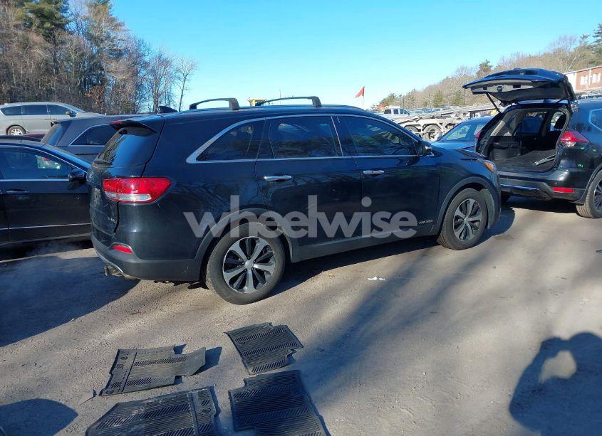 Photo 4 of 2018 Kia Sorento 3.3L EX (VIN 5XYPHDA54JG410997)