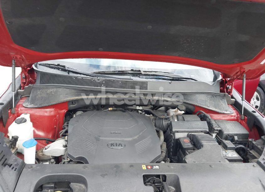 Photo 10 of 2019 Kia Sorento 3.3L EX (VIN 5XYPHDA54KG472174)