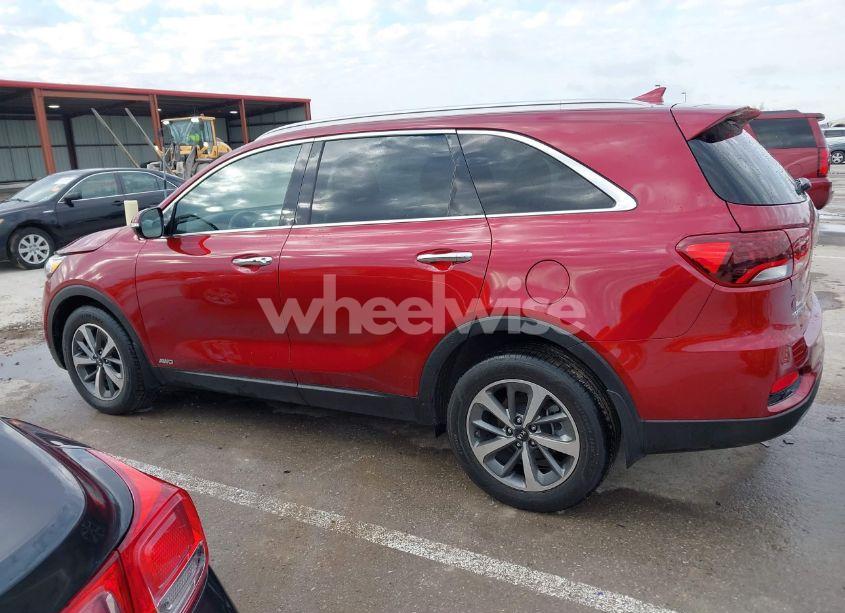 Photo 15 of 2019 Kia Sorento 3.3L EX (VIN 5XYPHDA54KG472174)