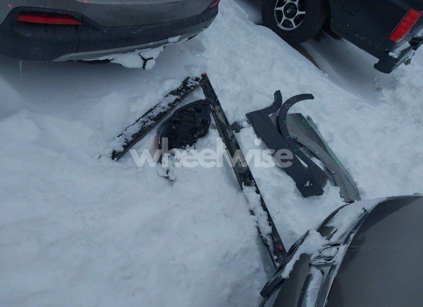 Photo 12 of 2017 Kia Sorento 3.3L EX (VIN 5XYPHDA55HG202038)