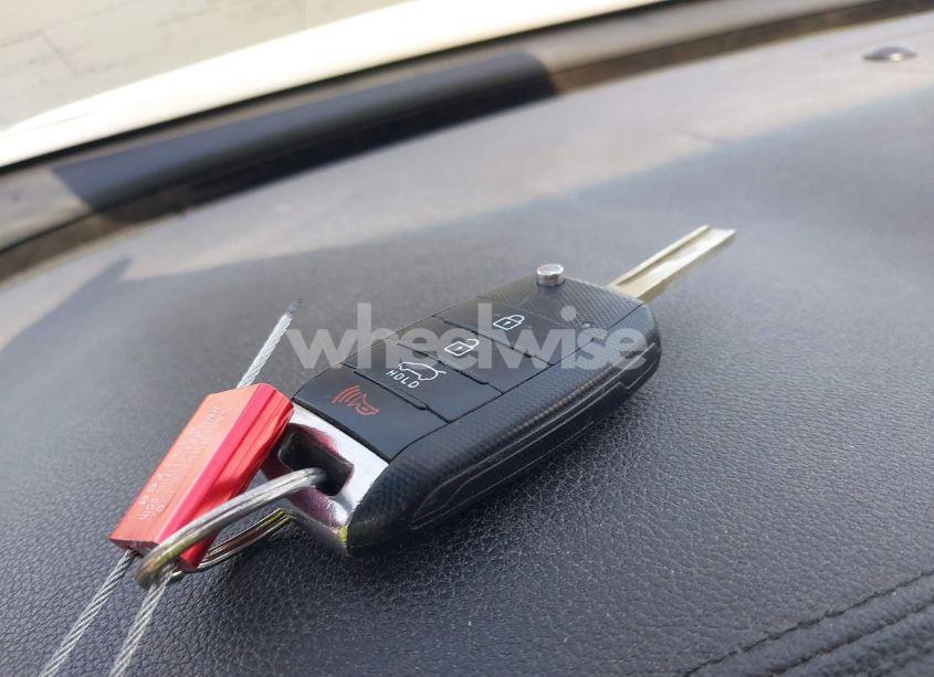 Photo 11 of 2016 Kia Sorento 3.3L EX (VIN 5XYPHDA56GG015664)