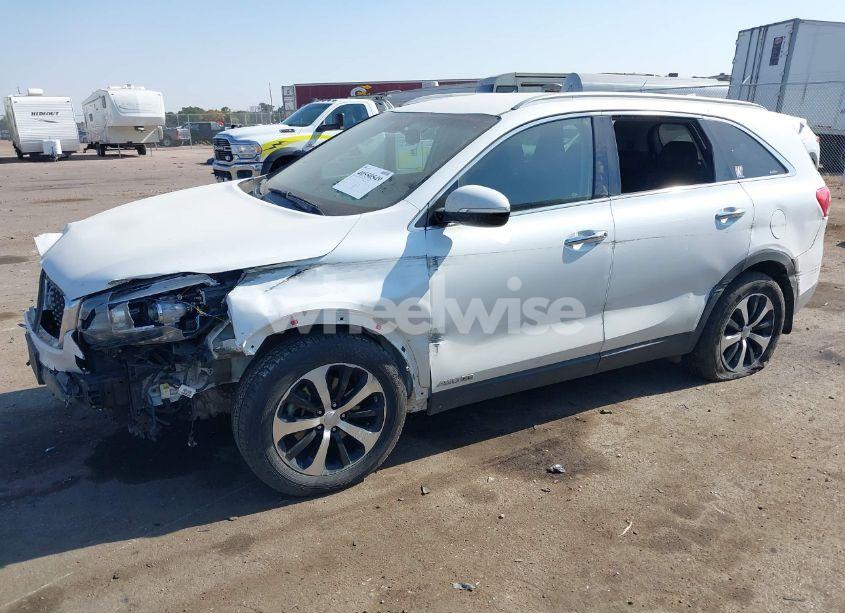 Photo 17 of 2016 Kia Sorento 3.3L EX (VIN 5XYPHDA56GG015664)