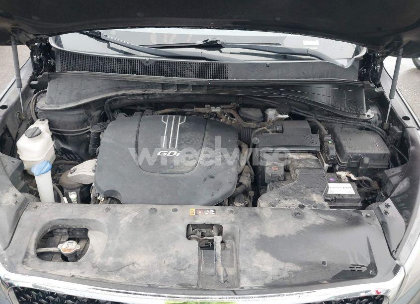 Photo 10 of 2016 Kia Sorento 3.3L EX (VIN 5XYPHDA56GG133679)