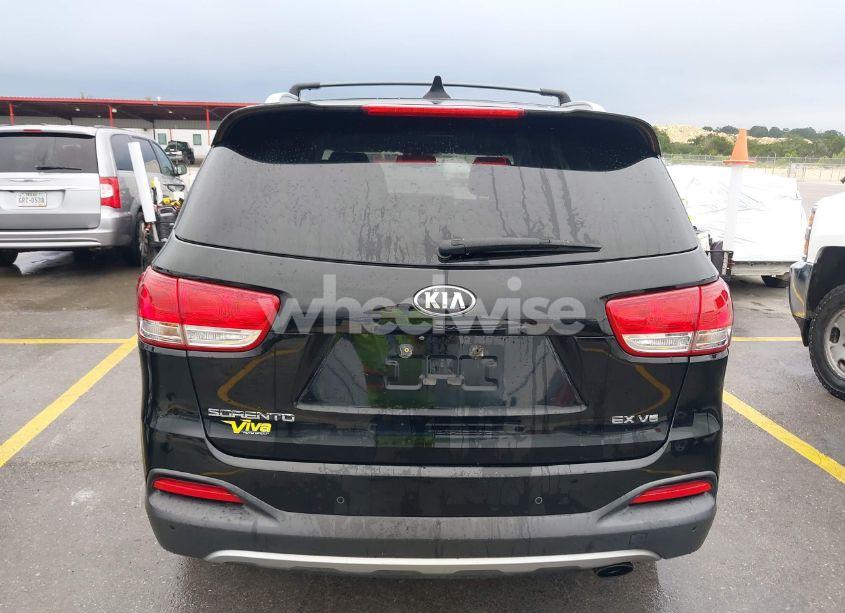 Photo 16 of 2016 Kia Sorento 3.3L EX (VIN 5XYPHDA56GG133679)