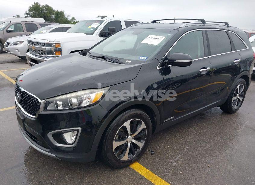 Photo 2 of 2016 Kia Sorento 3.3L EX (VIN 5XYPHDA56GG133679)