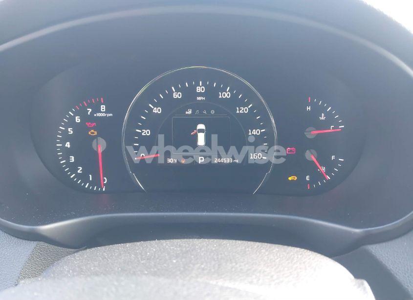 Photo 7 of 2016 Kia Sorento 3.3L EX (VIN 5XYPHDA56GG146755)