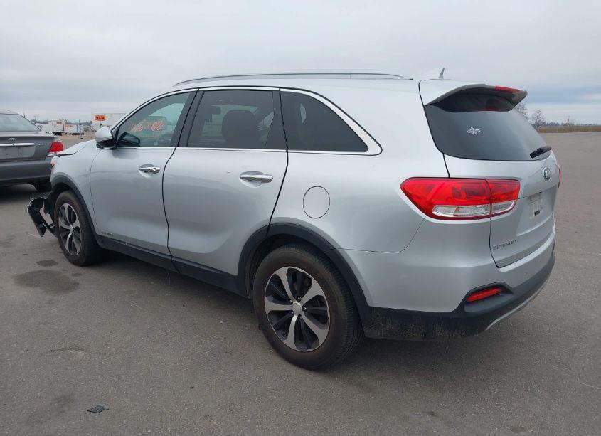 Photo 3 of 2016 Kia Sorento 3.3L EX (VIN 5XYPHDA57GG103297)