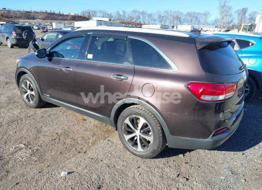Photo 3 of 2016 Kia Sorento 3.3L EX (VIN 5XYPHDA57GG121749)