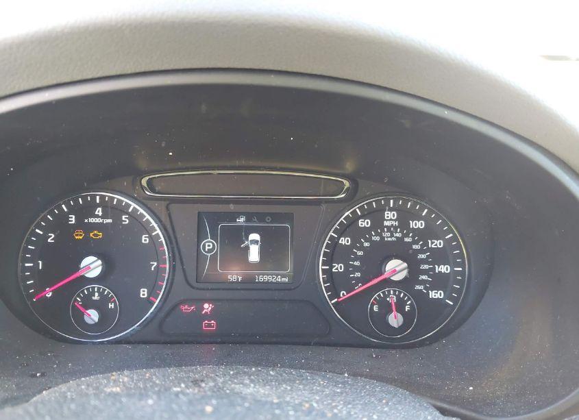 Photo 7 of 2016 Kia Sorento 3.3L EX (VIN 5XYPHDA58GG098496)