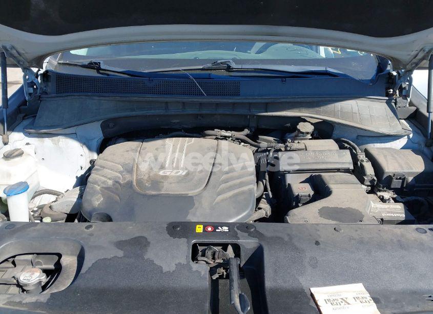Photo 10 of 2017 Kia Sorento 3.3L EX (VIN 5XYPHDA58HG222431)