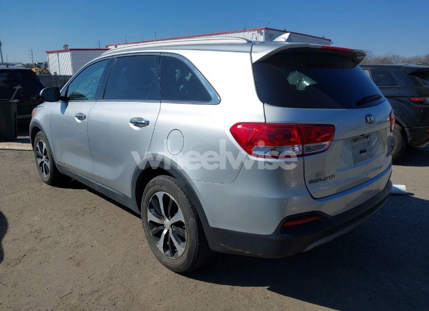 Photo 3 of 2017 Kia Sorento 3.3L EX (VIN 5XYPHDA58HG222431)