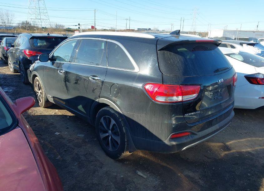 Photo 3 of 2017 Kia Sorento 3.3L EX (VIN 5XYPHDA58HG323405)