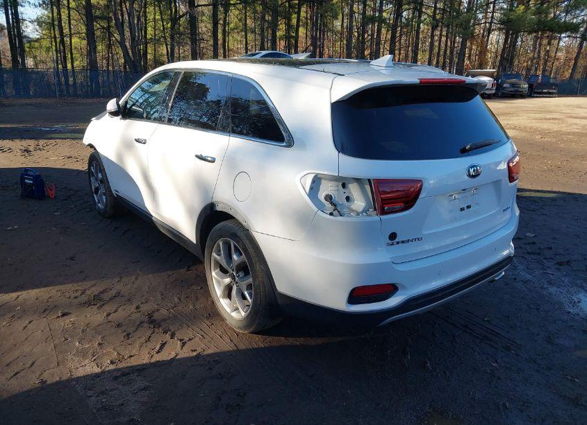 Photo 3 of 2019 Kia Sorento 3.3L EX SPORT (VIN 5XYPHDA58KG592043)