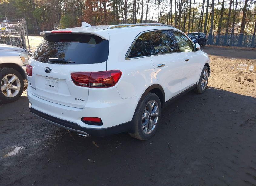 Photo 4 of 2019 Kia Sorento 3.3L EX SPORT (VIN 5XYPHDA58KG592043)