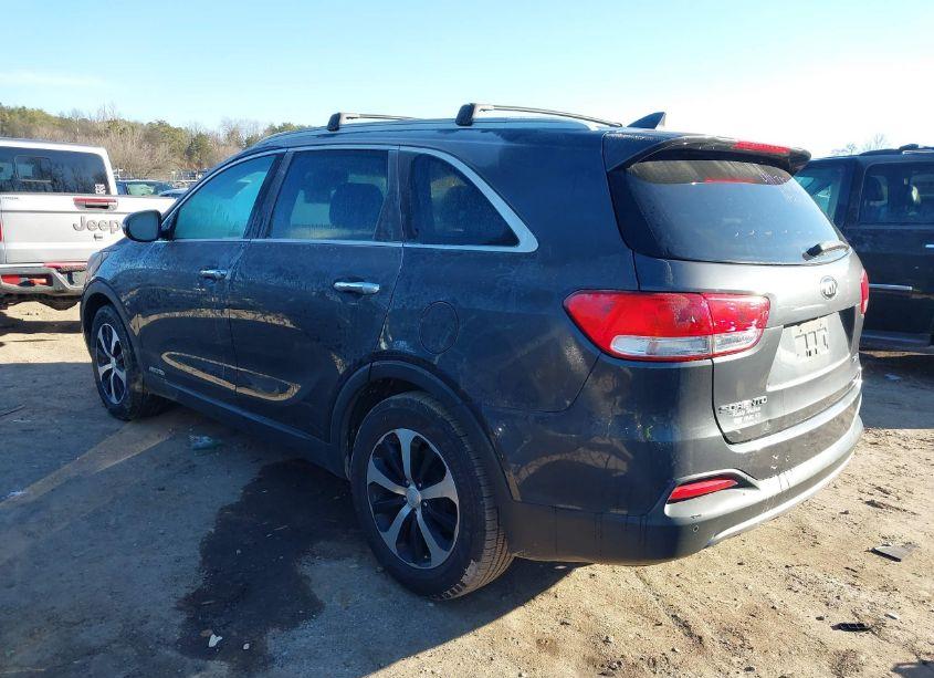 Photo 3 of 2016 Kia Sorento 3.3L EX (VIN 5XYPHDA59GG020583)