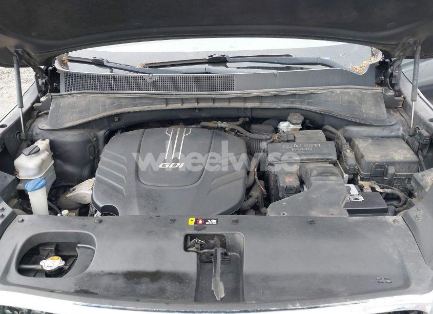 Photo 10 of 2016 Kia Sorento 3.3L EX (VIN 5XYPHDA59GG159242)