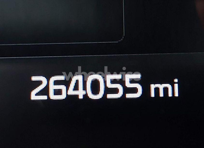 Photo 15 of 2016 Kia Sorento 3.3L EX (VIN 5XYPHDA59GG159242)