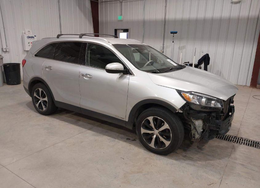 2016 Kia Sorento 3.3L EX (VIN 5XYPHDA59GG159645) main photo