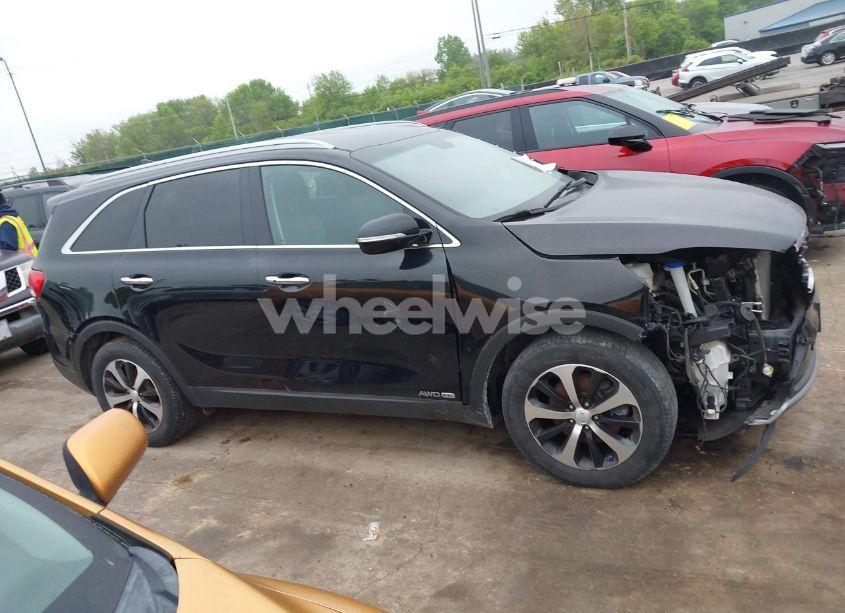 Photo 13 of 2017 Kia Sorento 3.3L EX (VIN 5XYPHDA59HG204228)