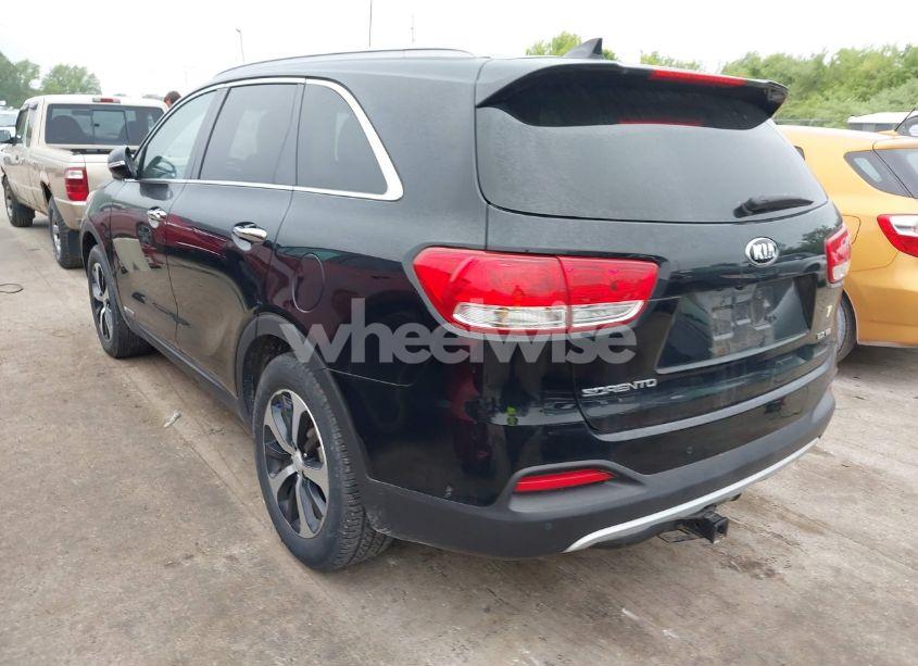 Photo 3 of 2017 Kia Sorento 3.3L EX (VIN 5XYPHDA59HG204228)