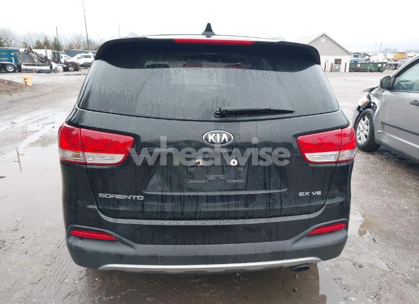 Photo 16 of 2017 Kia Sorento 3.3L EX (VIN 5XYPHDA59HG231011)