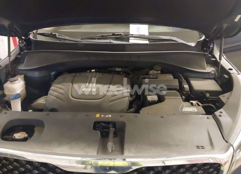 Photo 10 of 2018 Kia Sorento 3.3L EX (VIN 5XYPHDA59JG429514)