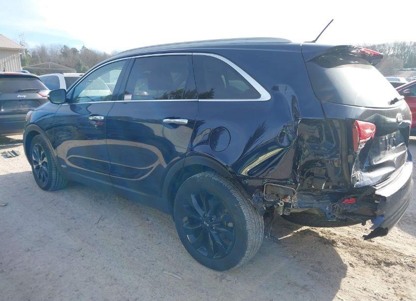 Photo 3 of 2020 Kia Sorento 3.3L EX (VIN 5XYPHDA59LG663459)
