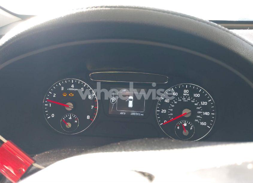 Photo 7 of 2016 Kia Sorento 3.3L EX (VIN 5XYPHDA5XGG006255)