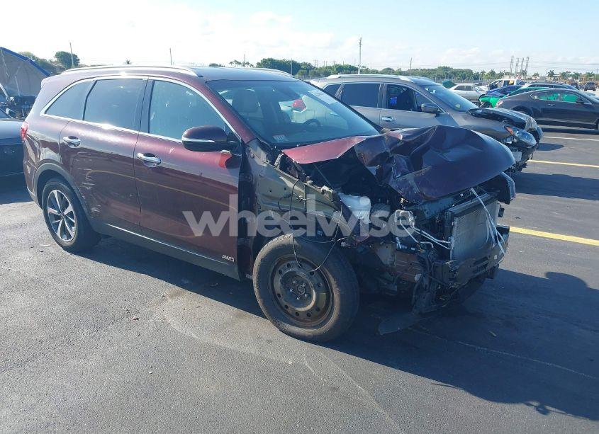 2019 Kia Sorento 3.3L EX (VIN 5XYPHDA5XKG537867) main photo