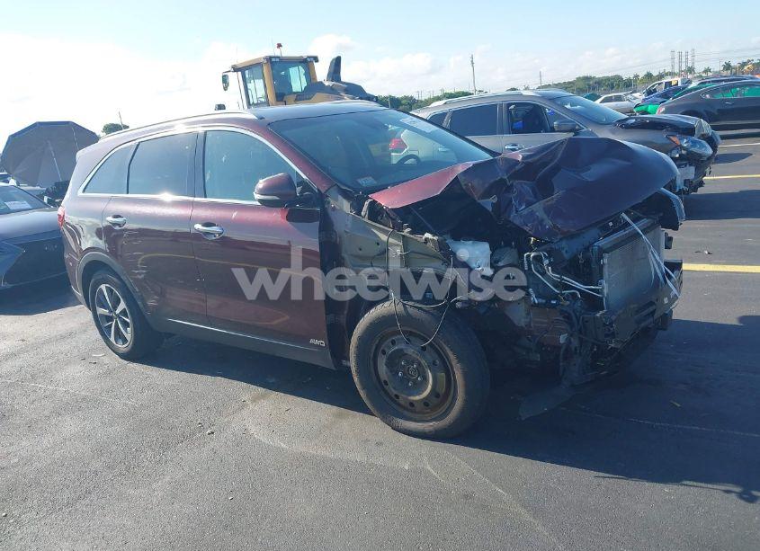 Photo 6 of 2019 Kia Sorento 3.3L EX (VIN 5XYPHDA5XKG537867)