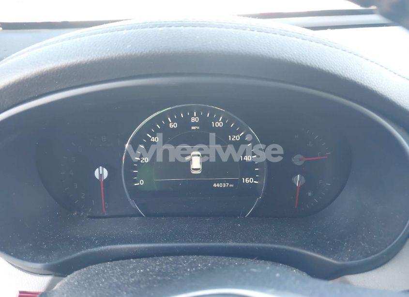 Photo 7 of 2019 Kia Sorento 3.3L EX (VIN 5XYPHDA5XKG537867)