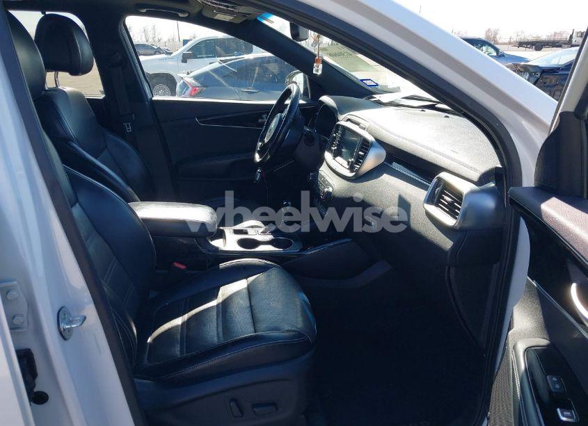 Photo 5 of 2016 Kia Sorento 2.0T SXL (VIN 5XYPK4A10GG021362)