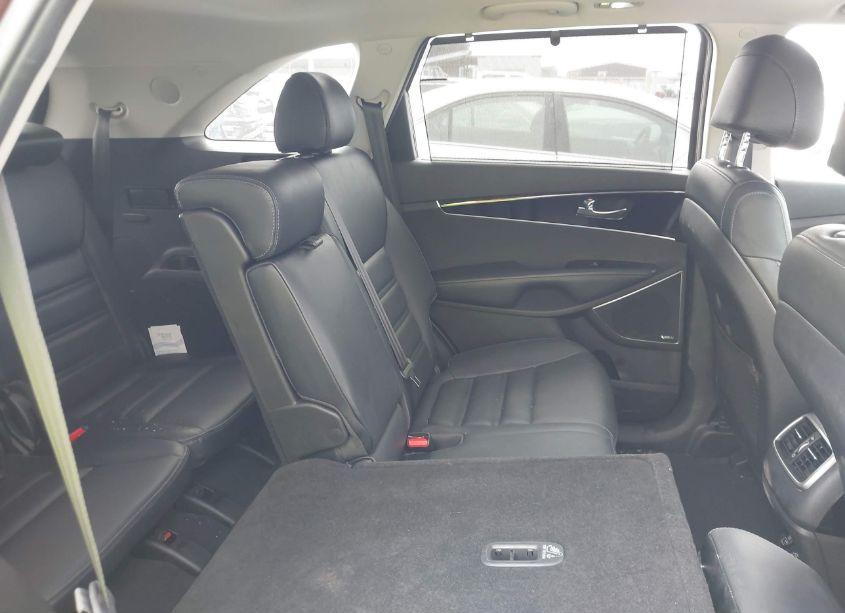 Photo 8 of 2017 Kia Sorento 3.3L SX (VIN 5XYPK4A50HG204944)