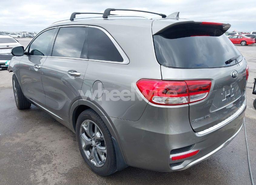 Photo 3 of 2017 Kia Sorento 3.3L SX (VIN 5XYPK4A50HG238723)