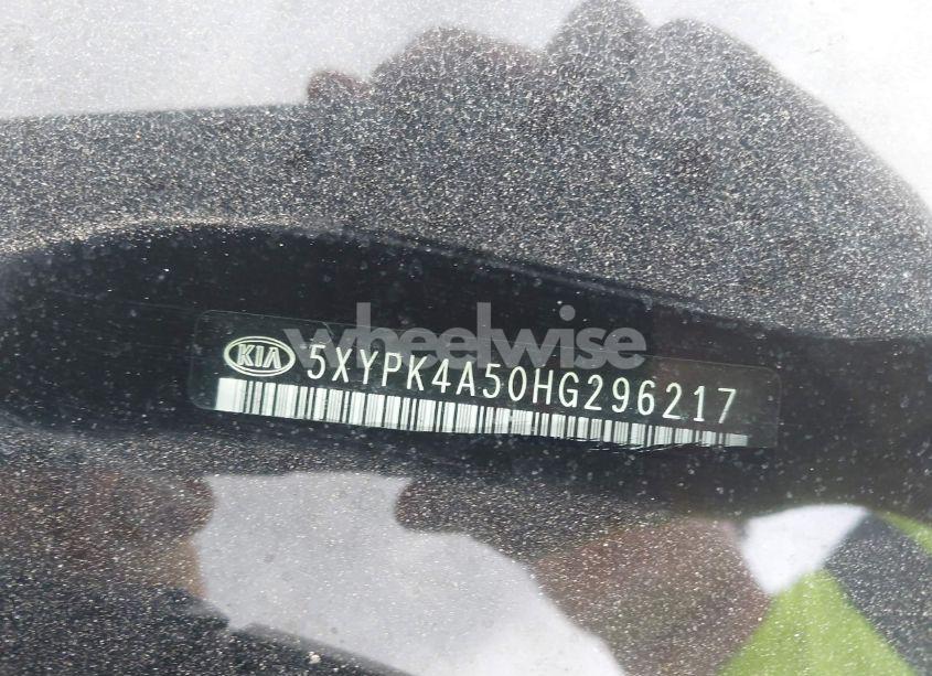 Photo 9 of 2017 Kia Sorento 3.3L SX (VIN 5XYPK4A50HG296217)