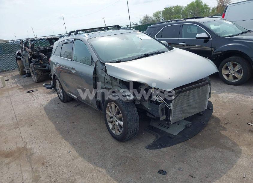 2018 Kia Sorento 3.3L SXL (VIN 5XYPK4A50JG362836) main photo
