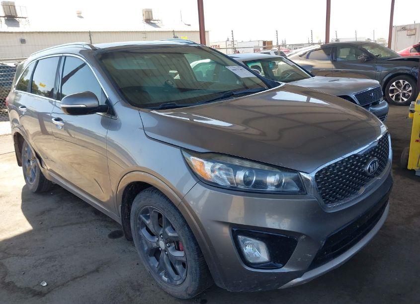 2016 Kia Sorento 3.3L SX (VIN 5XYPK4A51GG046838) main photo