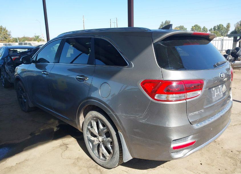 Photo 3 of 2016 Kia Sorento 3.3L SX (VIN 5XYPK4A51GG046838)