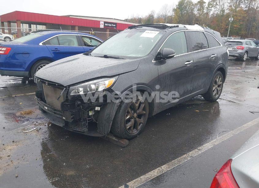 Photo 2 of 2018 Kia Sorento 3.3L SX (VIN 5XYPK4A51JG378138)