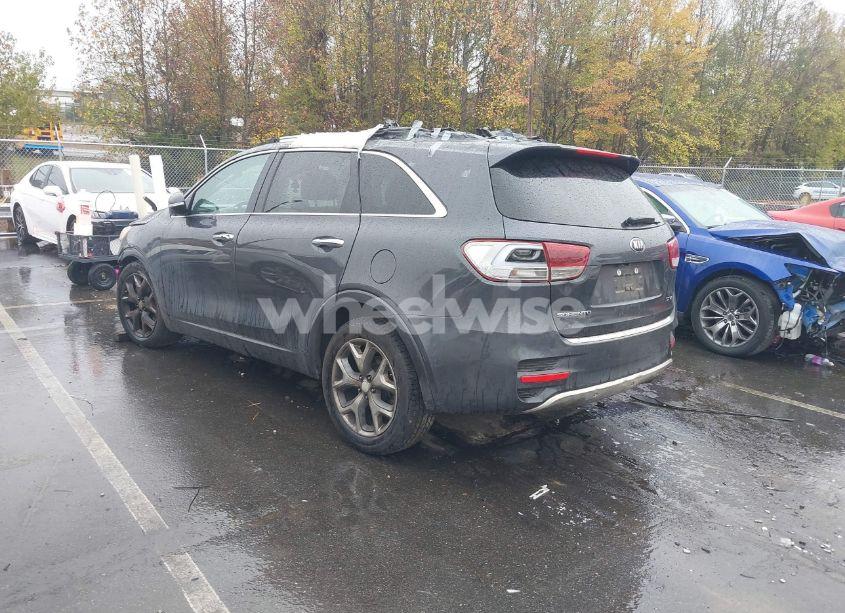 Photo 3 of 2018 Kia Sorento 3.3L SX (VIN 5XYPK4A51JG378138)