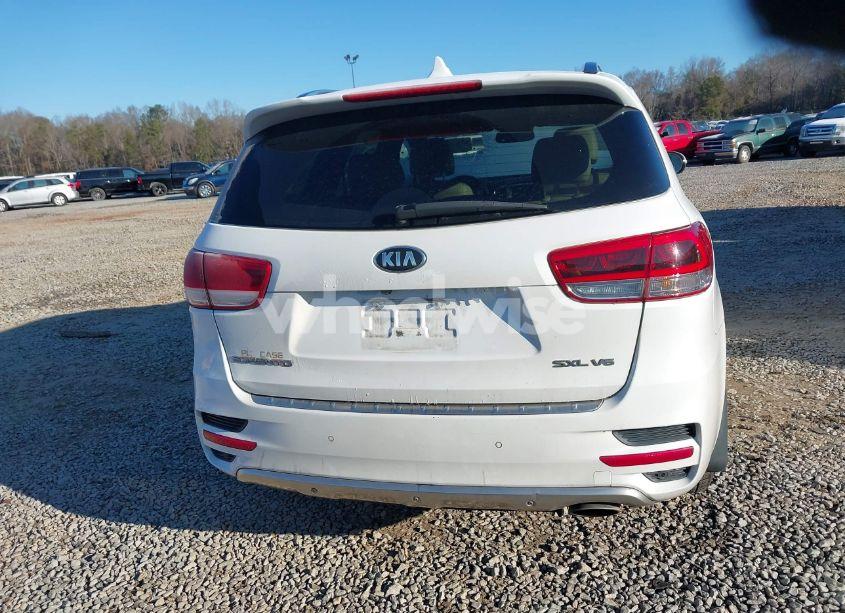 Photo 16 of 2017 Kia Sorento 3.3L SXL (VIN 5XYPK4A52HG304494)