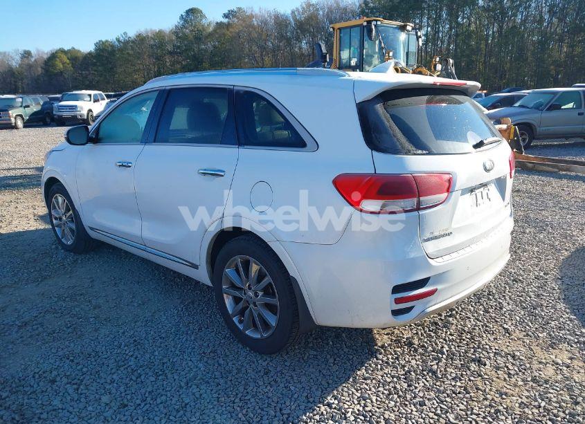 Photo 3 of 2017 Kia Sorento 3.3L SXL (VIN 5XYPK4A52HG304494)