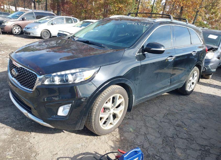Photo 2 of 2016 Kia Sorento 3.3L SX (VIN 5XYPK4A53GG100771)