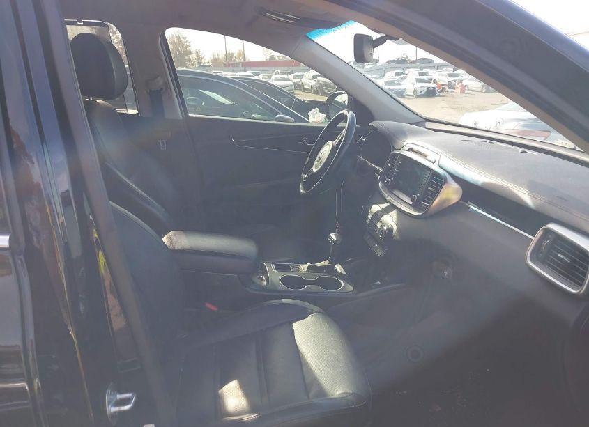 Photo 5 of 2016 Kia Sorento 3.3L SX (VIN 5XYPK4A53GG100771)