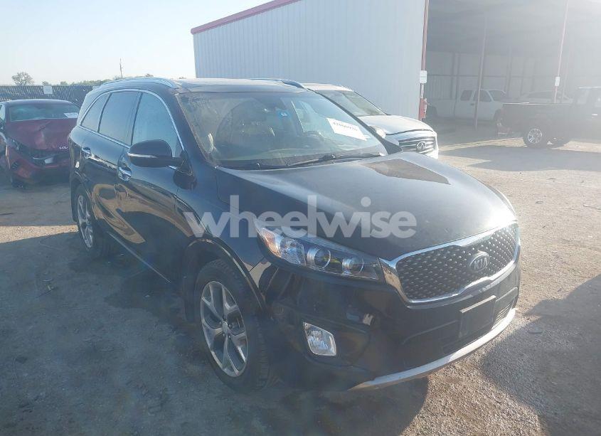 2017 Kia Sorento 3.3L SX (VIN 5XYPK4A53HG202945) main photo