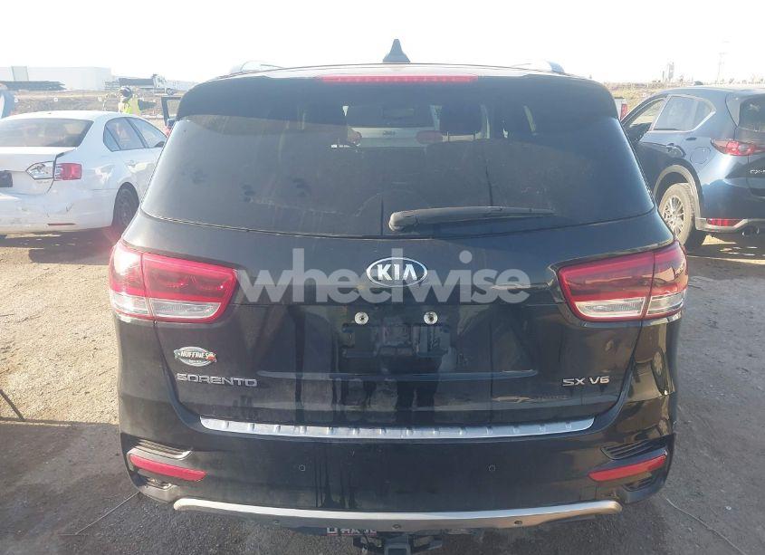 Photo 16 of 2017 Kia Sorento 3.3L SX (VIN 5XYPK4A53HG202945)