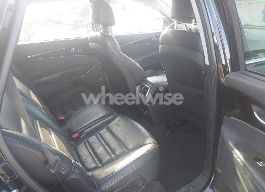 Photo 8 of 2017 Kia Sorento 3.3L SX (VIN 5XYPK4A53HG202945)