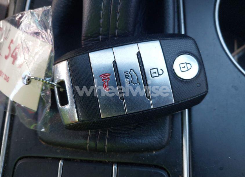 Photo 11 of 2016 Kia Sorento 3.3L SX (VIN 5XYPK4A54GG186818)