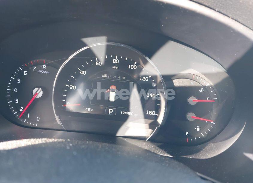 Photo 7 of 2016 Kia Sorento 3.3L SX (VIN 5XYPK4A54GG186818)