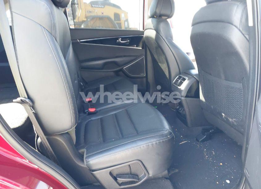Photo 8 of 2016 Kia Sorento 3.3L SX (VIN 5XYPK4A54GG186818)